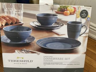 New Kingsland Dinnerware Set