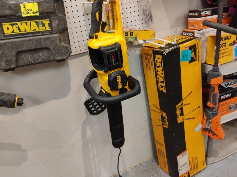 DeWalt Flex Volt Chainsaw