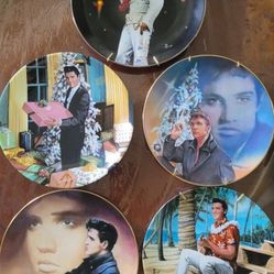 Elvis Presley Plates