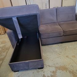 Storage Sectional With Pull Out Ottoman 