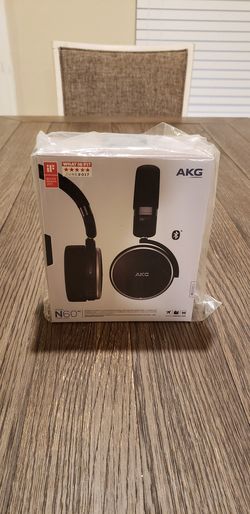 AKG N60 wireless bluetooth headset