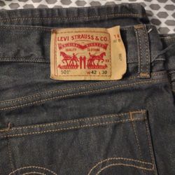 Levi's 