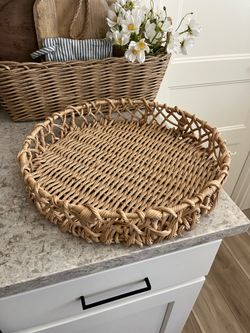 Pending New woven tray $15