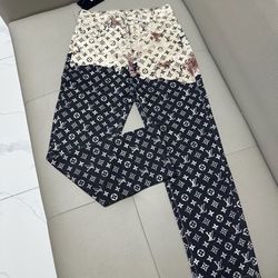 LV Men’s Jeans 2026 New 