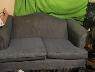 FREE Gray Blue Loveseat with Textured Fabric – Comfortable & Cozy – Must Pick Up