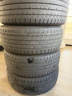 Good Year 225/55/R18