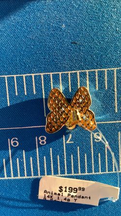 14K Yellow Gold Butterfly Animal Pendant