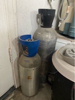 CO2 Tanks
