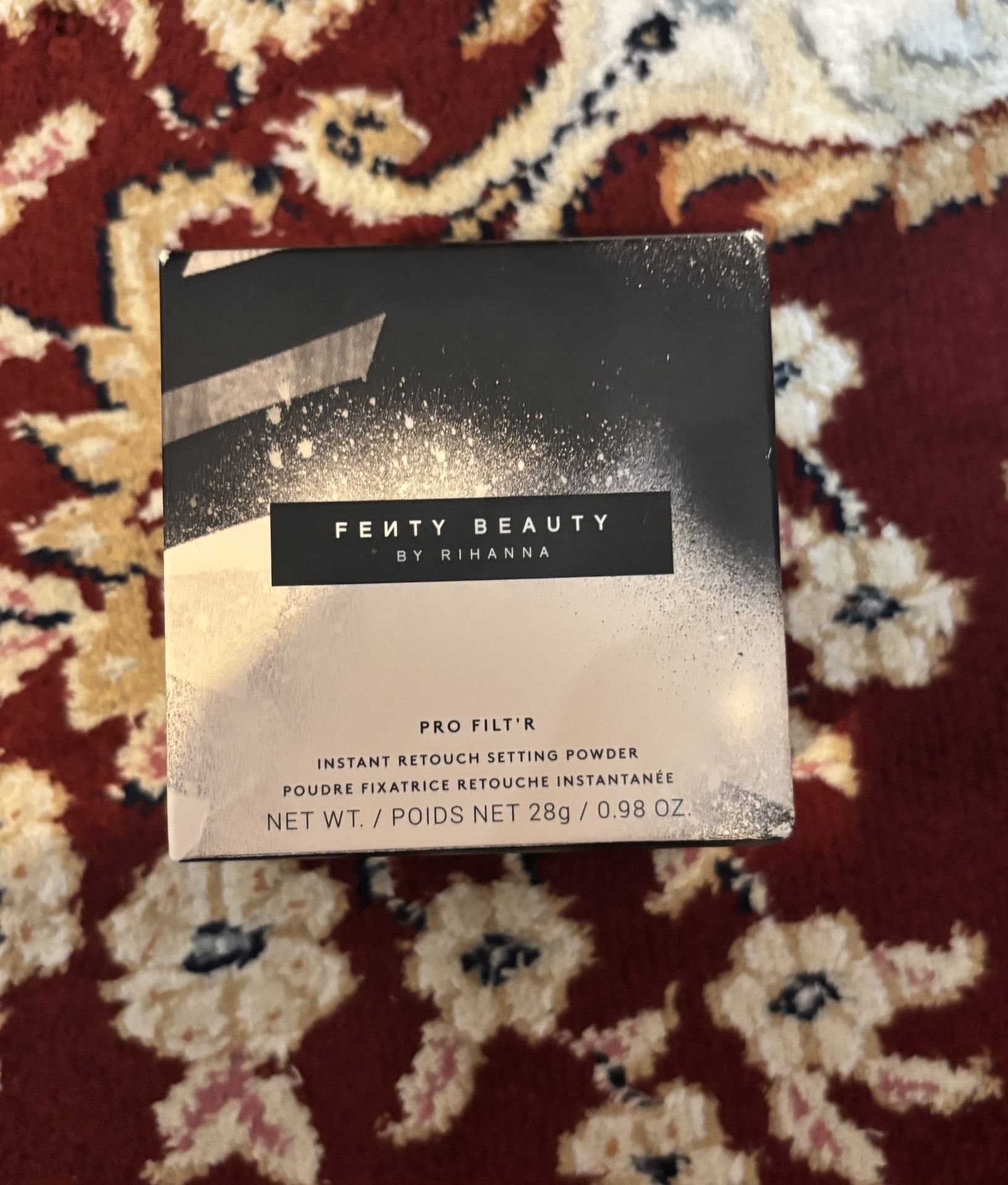 Fenty Beauty by Rihanna Pro Filt'r Instant Retouch Setting Powder