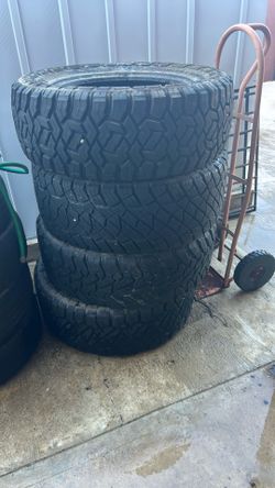 Tires 35-12.5 20