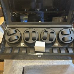 Black Lacquer Watch Winder