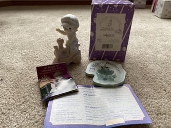 Precious Moments Figurine