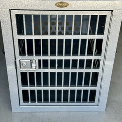 Zinger Dog Kennel Hunt/Travel/Training   