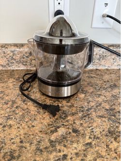 Elite Gourmet Electric Citrus Juicer