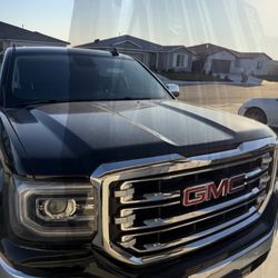2018 GMC Sierra