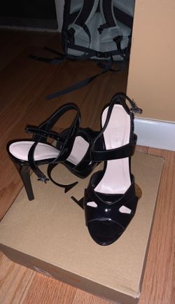 Black heels size 7