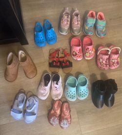 Girl Toddler Shoes size 8 & 9C 12 Pairs , selling the bundle together