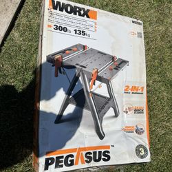 Worx Pegasus 2-in-1 Folding Work Table & Sawhorse, 2 Clamps & 4 Clamp Dogs
