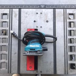 Makita palm sander