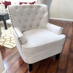 Beige Tufted Armchair 