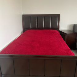 Crown Mark Furniture Queen bed frame, mattress and matching drawer