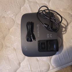 Vankyo Projector  With Bag