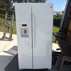 GE fridge 