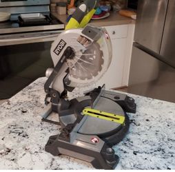 Ryobi 7.3/4 miter corded saw