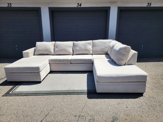 Living Spaces Bonaterra Beige Sectional Couch