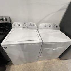 Whirlpool Washer And Dryer Set