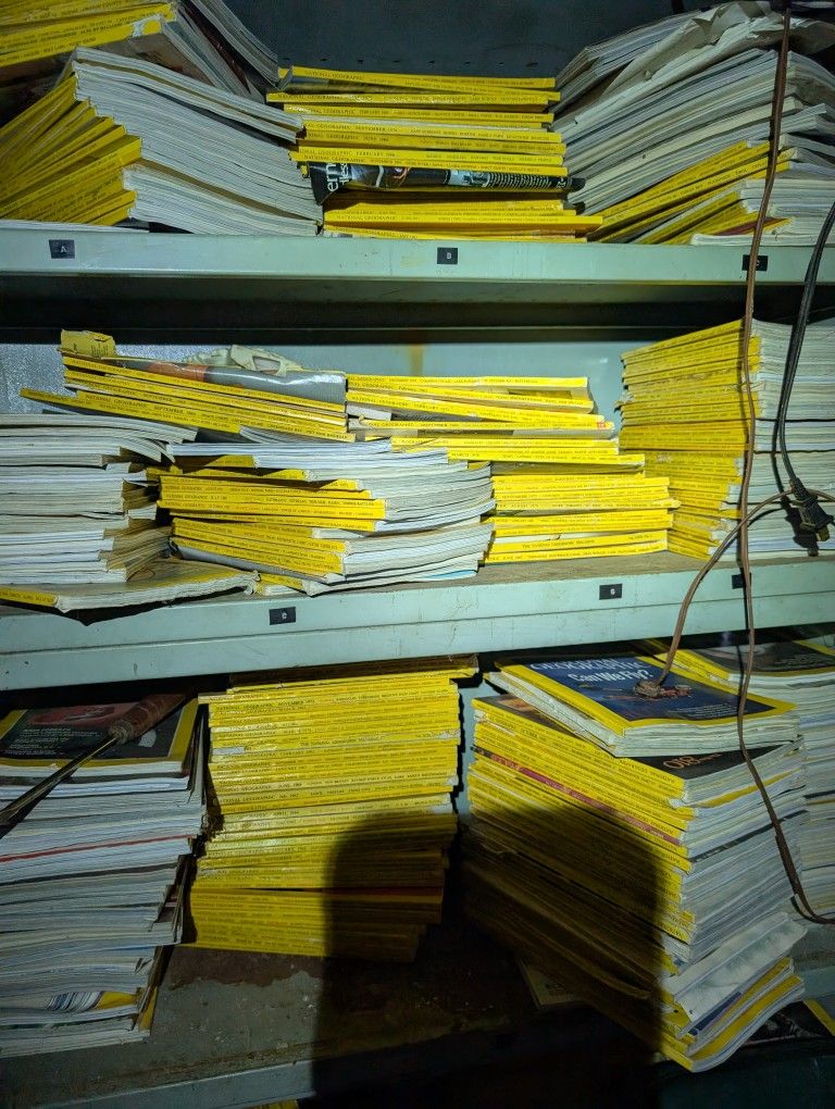 National Geographic Magazine Lot