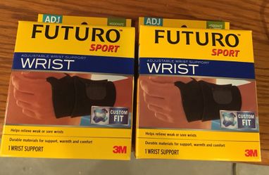 2 Futuro Sport Adjustable Wrist Support, Adjustable New