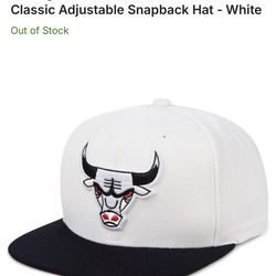 NEW MEN’S WHITE CHICAGO BULLS SNAPBACK