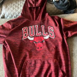 bulls sweatshirt hoodie