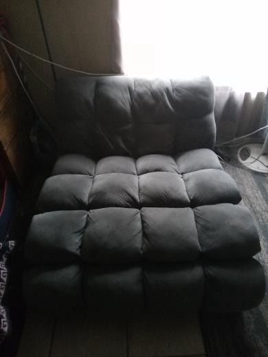 Free lounge couch