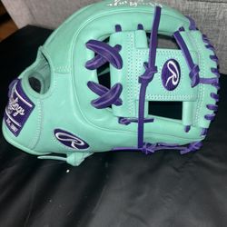 *NEW* Rawlings Heart of the Hide 11.5" Baseball Glove