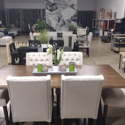 Beautiful 7 PC Dining Set With 6 Fabric Chairs (New)