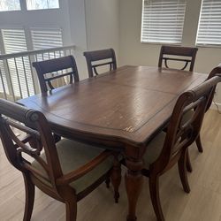 Ashley furniture dinning table chair set