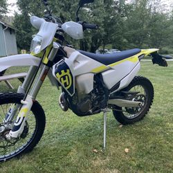 2023 Husky FE501S 