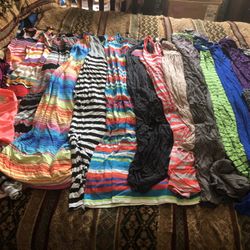Size Medium Bundle Clothes 