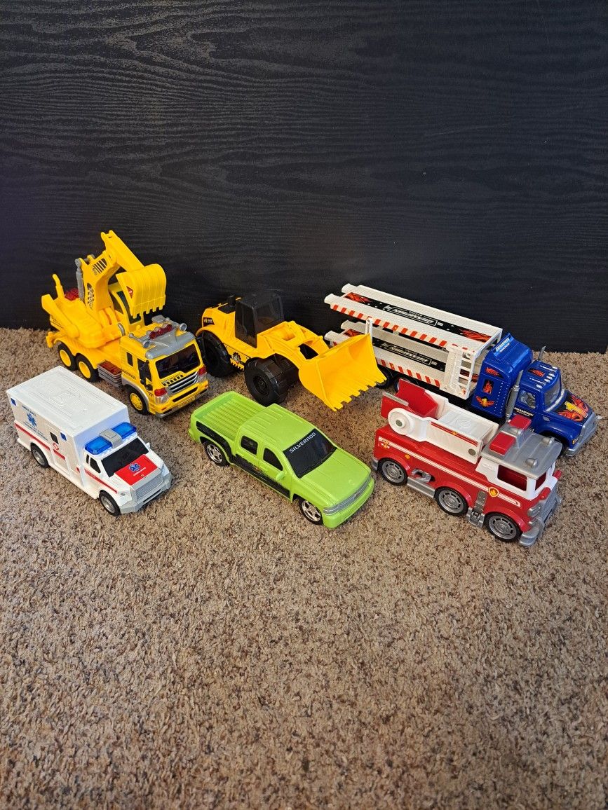 Medium/Large Toy Vehicle Lot