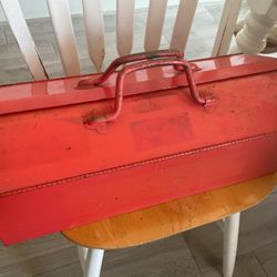 Steel Tool Box. Dog House Style, Tray Inside 