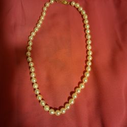BEAUTIFUL PEARLS NECKLACE 14K ORIGINAL PERFECT FOR CHRISTMAS