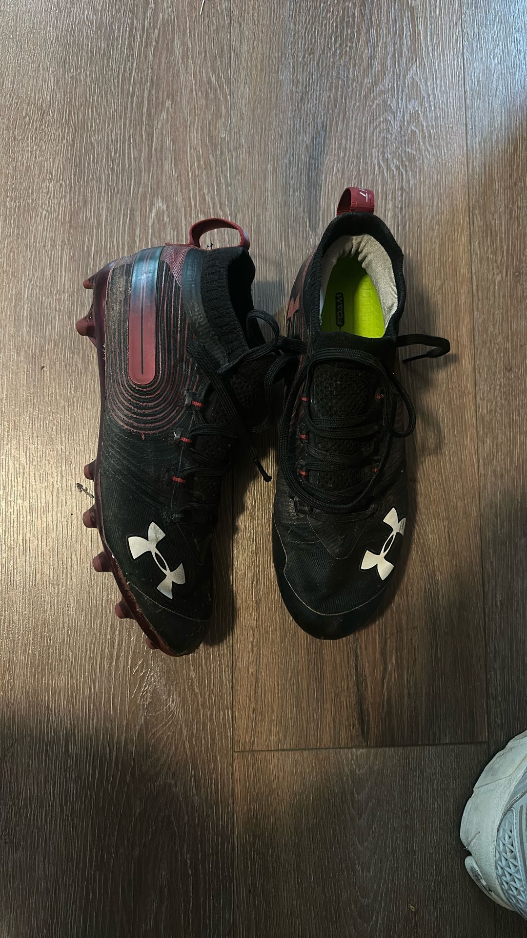 UA Spotlight Football Cleats