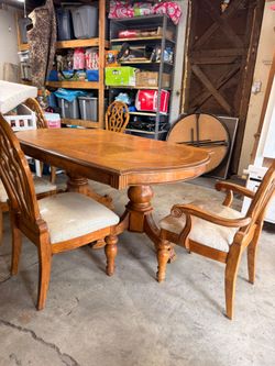 Dining room set