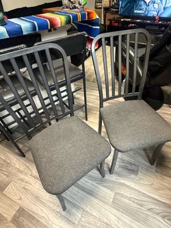 Set of 2 Metal Dining Chairs with Gray Cushions