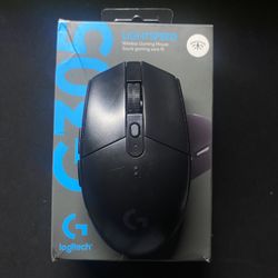 Logitech Lightspeed G305 Gaming Mouse