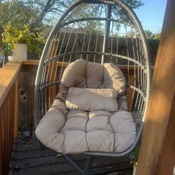 Hanging Egg Chair