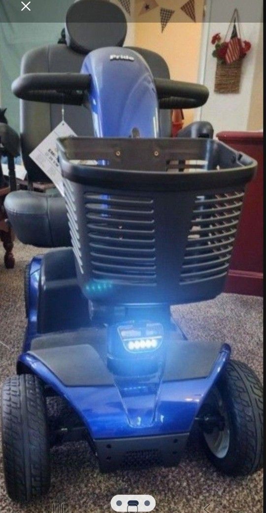 NEW VICTORY Pride Scooter Never Used 400 Lb Capacity