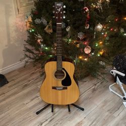 Yamaha Acoustic Guitar
